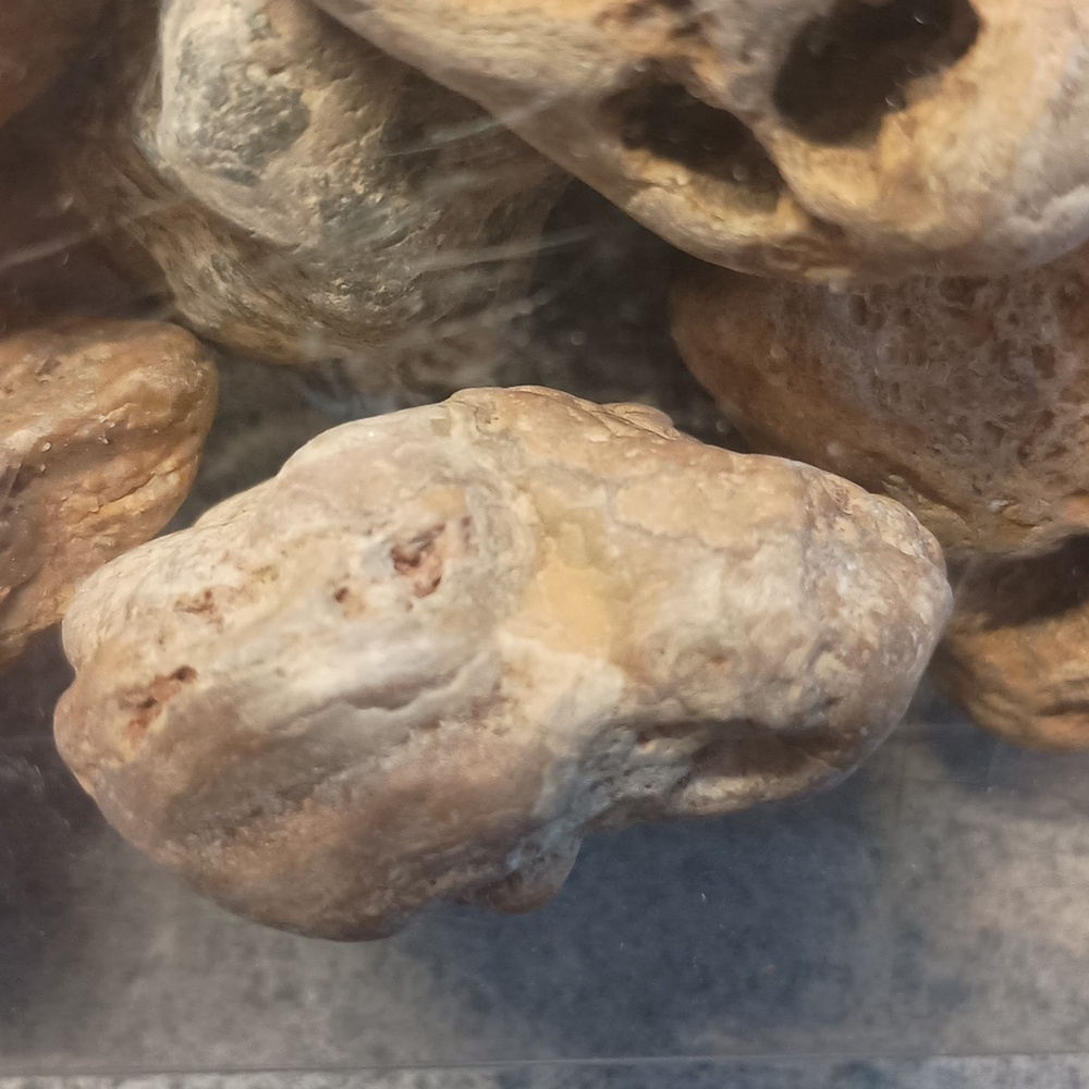 Natural Banded Agate Crystal Rocks, Lot 3.2 lb - Picture 10 of 10